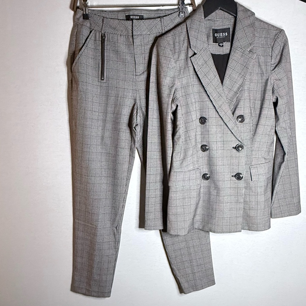 GUESS Grey Plaid Blazer & Matching Dress Pants